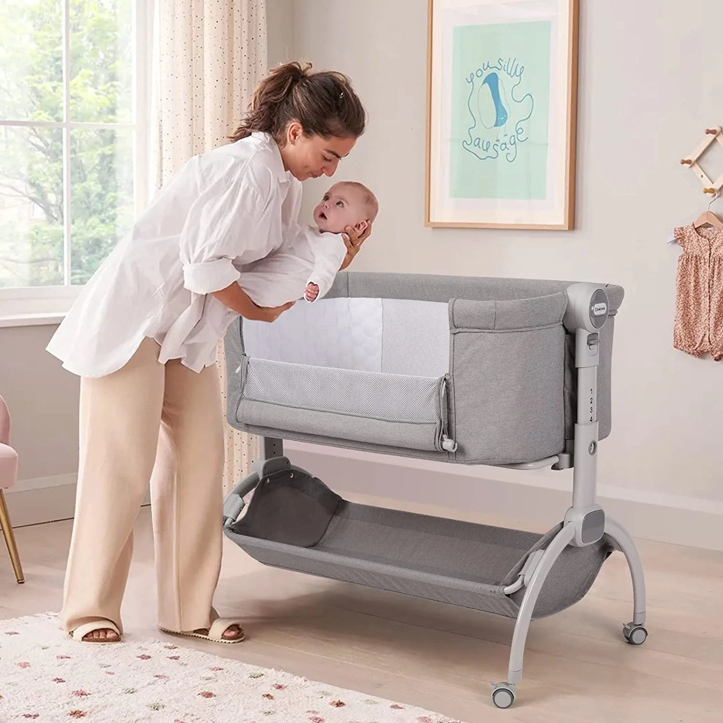 Baby Bassinet Co Sleeper Bassinet with Wheels Bedside Sleeper with Storage Basket for 0-6 Months, Light Gray